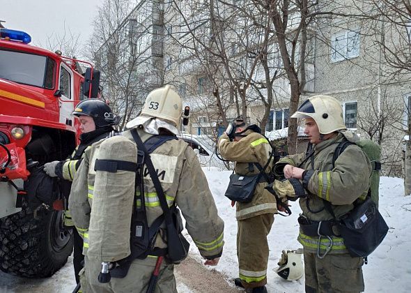 30 марта в Черемухово горела квартира в пятиэтажке на Калинина. Людей удалось спасти