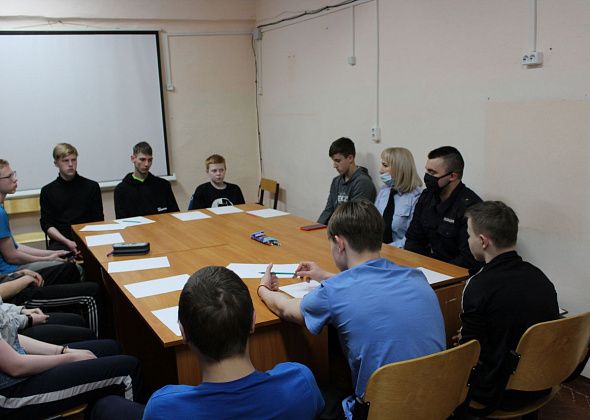 В рамках ОПМ «Дети России-2021» сотрудники полиции Североуральска посетили школу-интернат