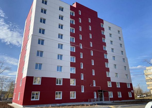 В Североуральске более 80 детей-сирот получили новые квартиры по губернаторской программе