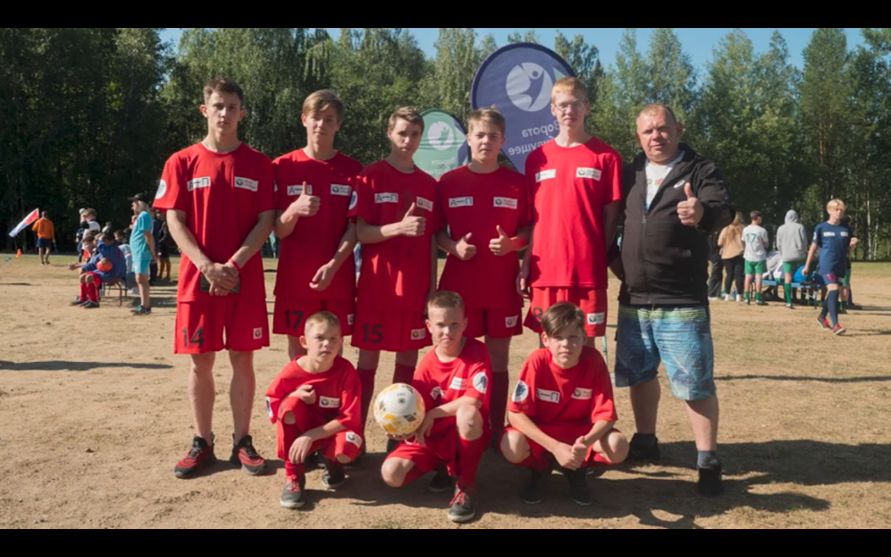 «Ворота в будущее», или Как восемь североуральских мальчишек побывали на футбольном турнире в «Самоцветах»