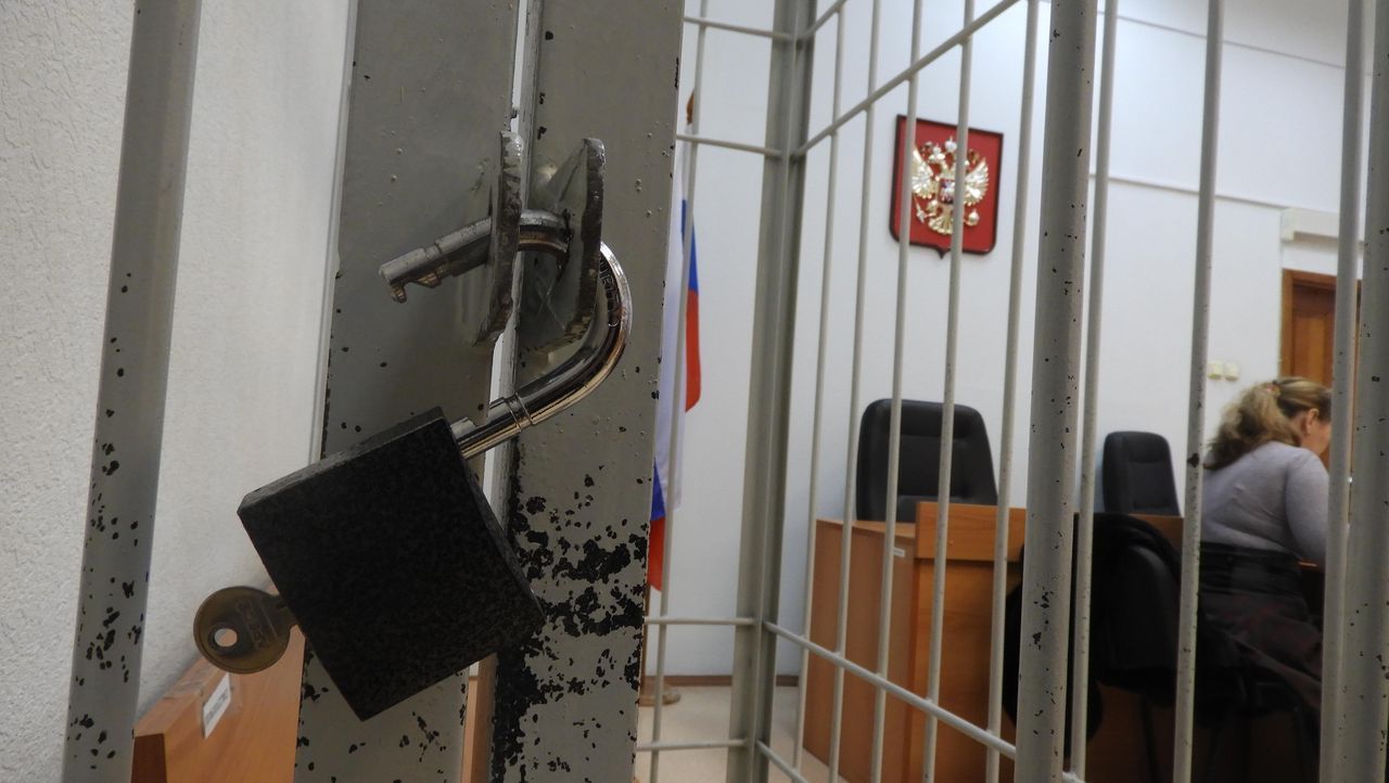 В Карпинске предали суду североуральца, который попался полицейским с наркотиками в кармане