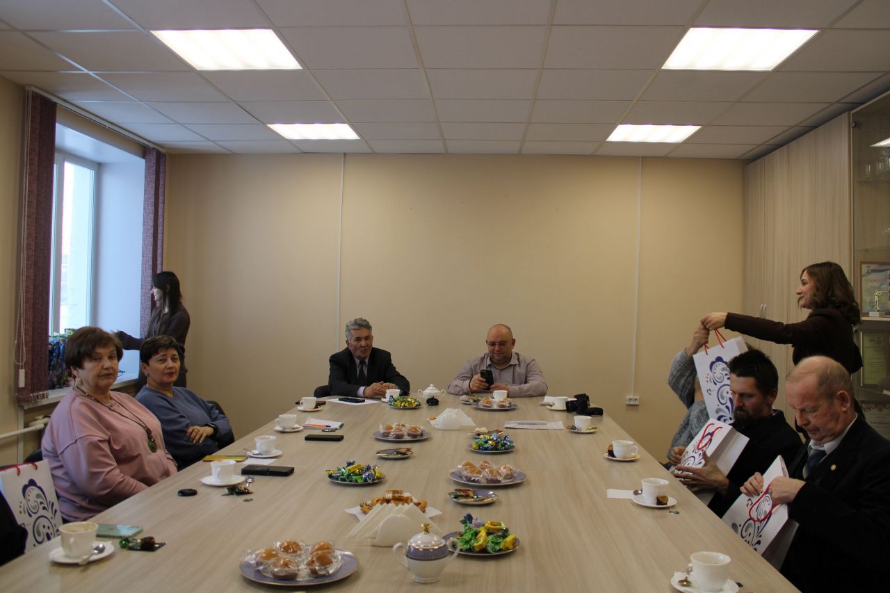 Виталий Никитенко и Александр Копылов поздравили журналистов с Днем печати