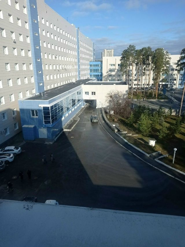 Маршрутизация в областную больницу: 15 часов в дороге, 10-минутный прием, 6700 рублей