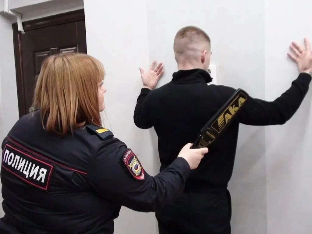 Люди, ау! Свердловская полиция призывает не повторять ошибок школьного учителя