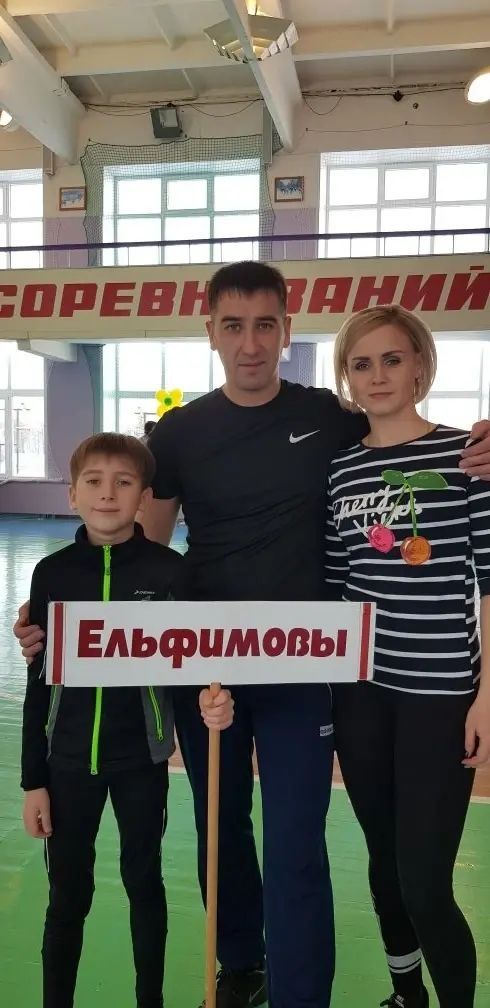 В хорошем коллективе и работается уверенней и легче!