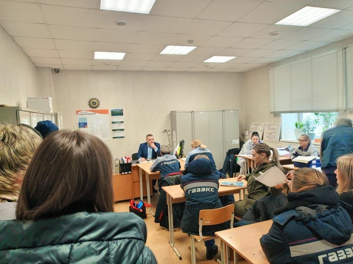 Иван Березин встретился с работниками североуральского АО «ГАЗЭКС»