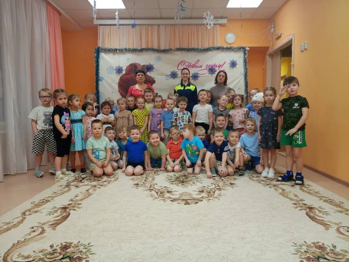 В детском саду прошла увлекательная беседа по дорожной безопасности