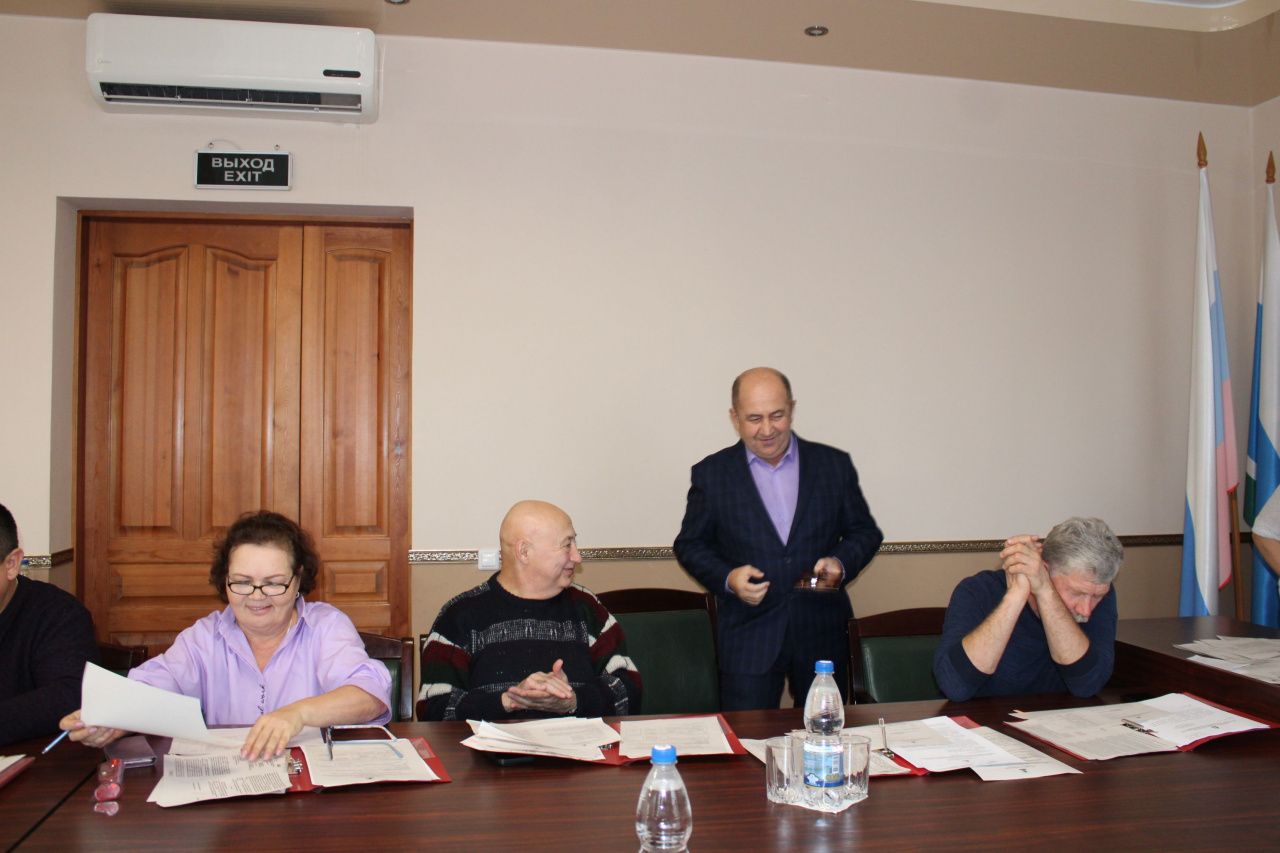 Дума опубликовала график приема жителей депутатами в апреле-июне