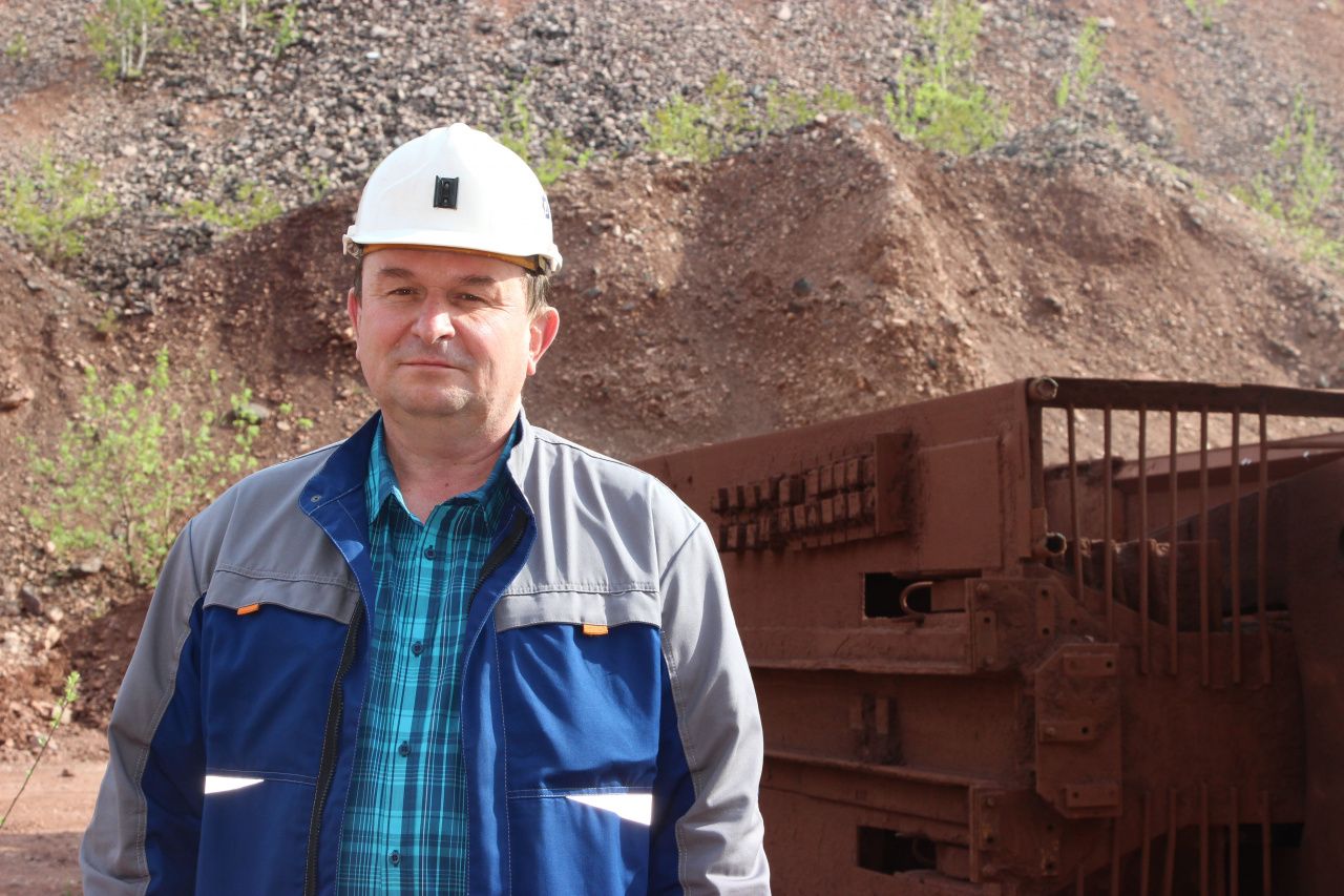 В майские праздники на шахте «Кальинская» заменили скип подъемной установки