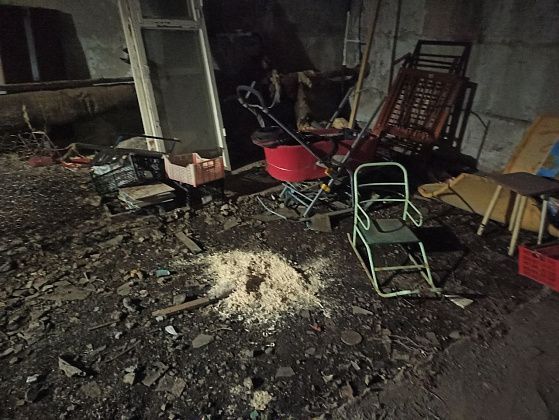 Ответственность за подвалы и чердаки несет УК. Никаких кладовок там быть не должно