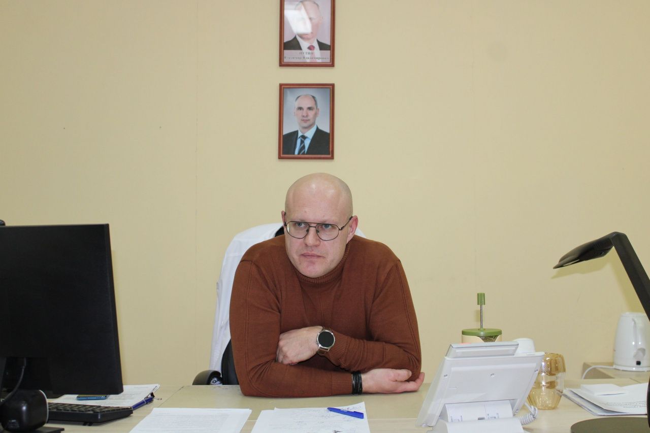 Главный врач Алексей Путинцев ответил на вопросы журналистов. Сначала - о хорошем