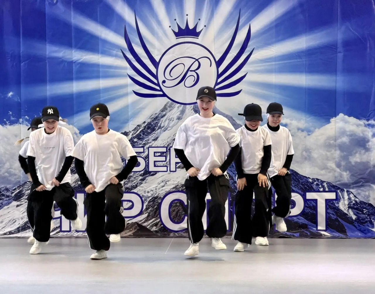 В Центре спортивных единоборств “Сокол” прошло открытое первенство по чир спорту