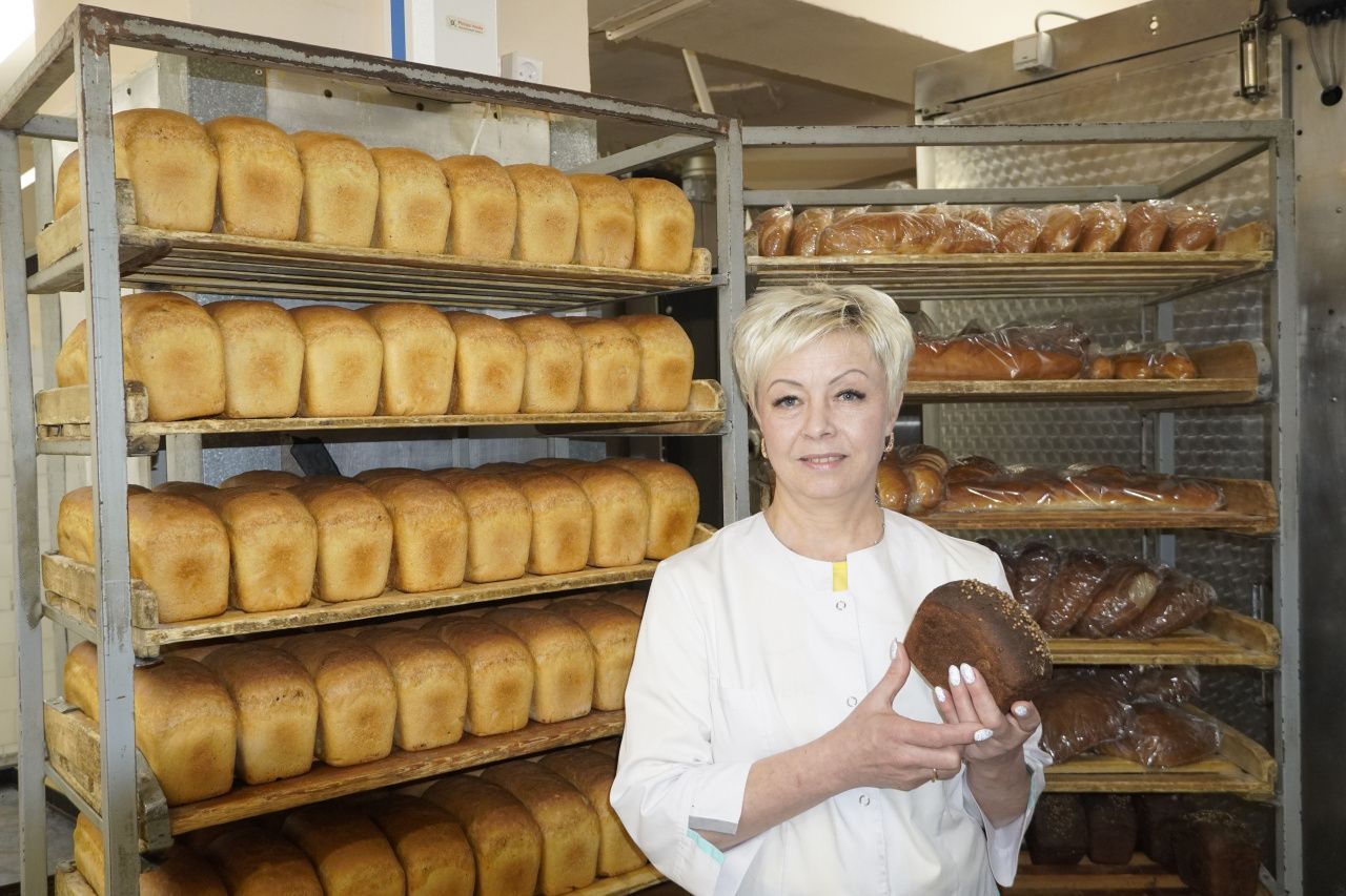 Пекари комбината питания «СУБР» изготовили за год 228 тонн хлебобулочных изделий