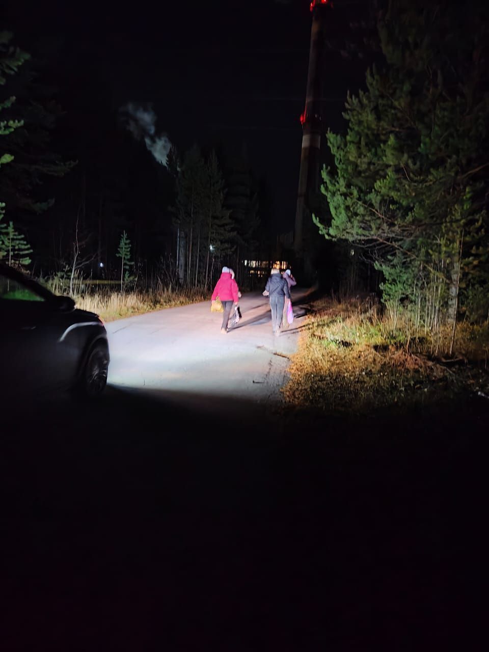 Нам пишут. Спасибо молодому водителю Эдуарду! Добро не должно оставаться незамеченным