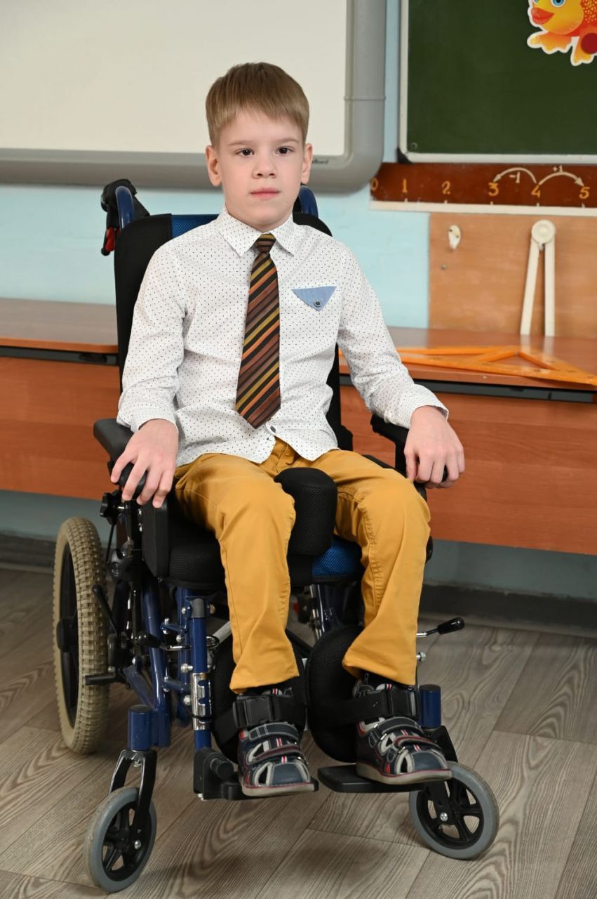 10-летнему Роме вновь нужна помощь неравнодушных, чтобы попасть на реабилитацию