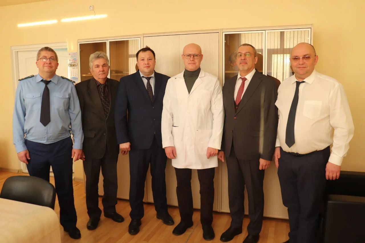 Виталий Никитенко: "В ЦГБ произошло важное событие, коллективу представили нового главного врача" 