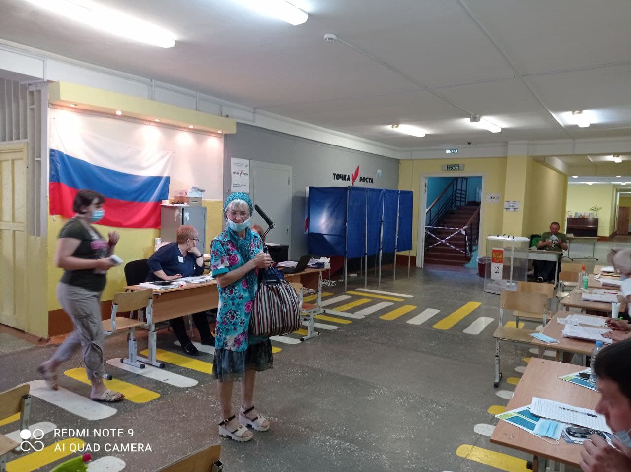 Довыборы в городскую Думу. В первой школе наплыва избирателей нет