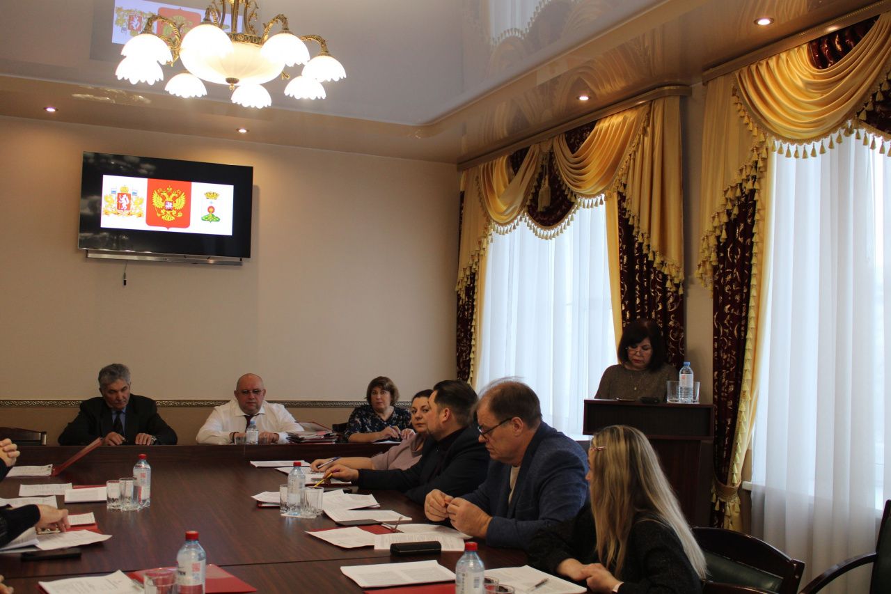 Дума голосовала за премию для Никитенко, Копылова и Калмыковой. Двоим одобрили