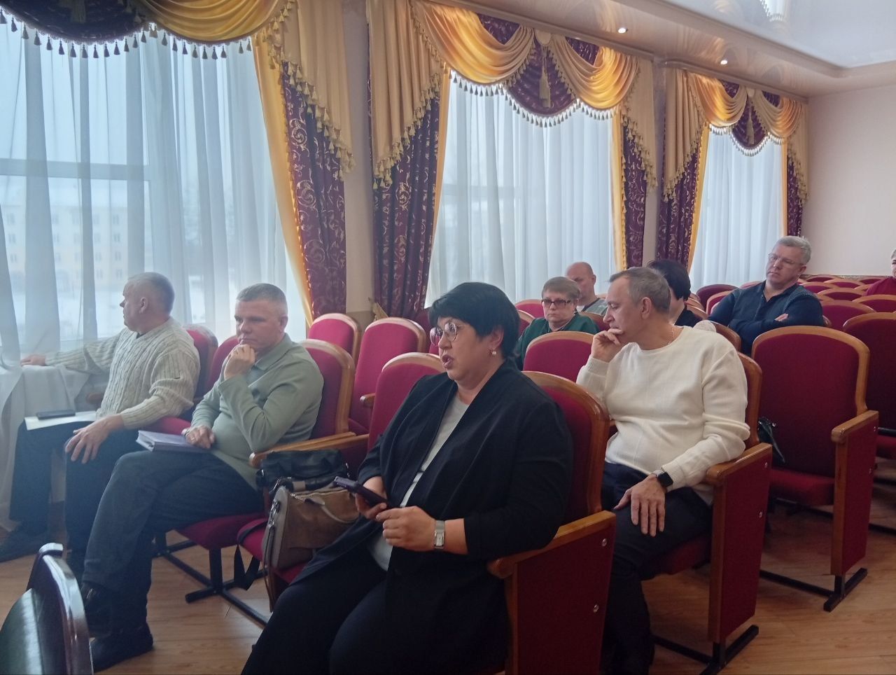 “Нептун” присоединяют к “ФиС”. Бассейн эксплуатировался незаконно, глава ищет виновных