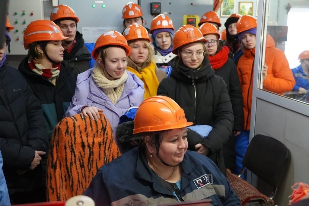 Индустриальный десант: студенты на высоте «Черемуховской-Глубокой»  