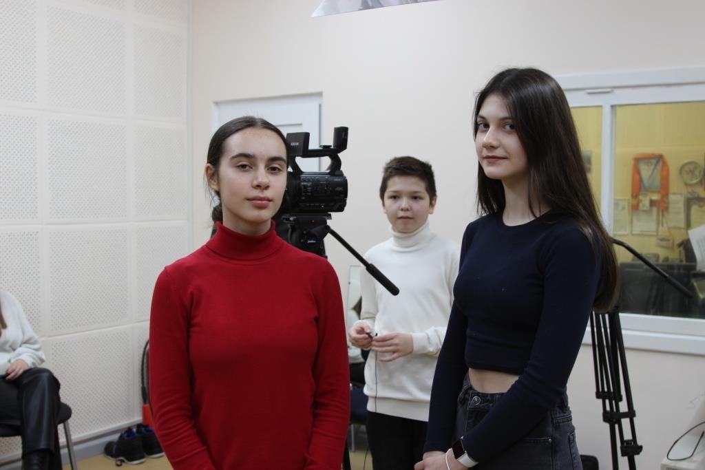 Специалисты телестудии СУБРа провели экскурсию для восьмиклассников школы №11 ﻿