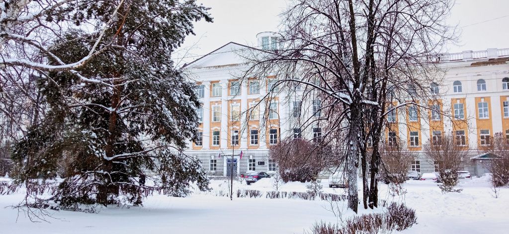 Семья жительницы Полуночного намерена обратиться в прокуратуру после смерти матери — бывшей пациентки Краснотурьинской городской больницы. Фото: Вадим Аминов, архив «Вечернего Краснотурьинска»