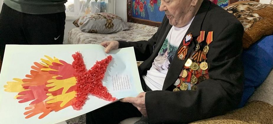 Малыши в гостях у ветерана войны