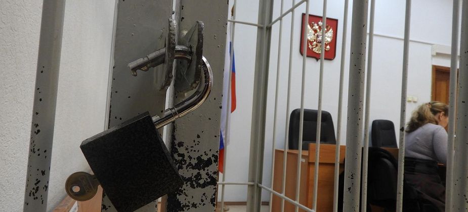В Карпинске предали суду североуральца, который попался полицейским с наркотиками в кармане