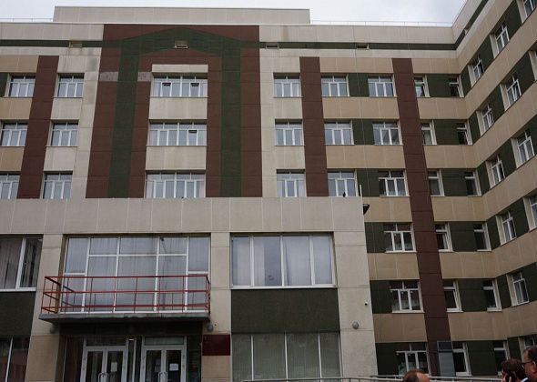 Пациент больницы требовал сигареты и алкоголь. Палату ему сменили на камеру
