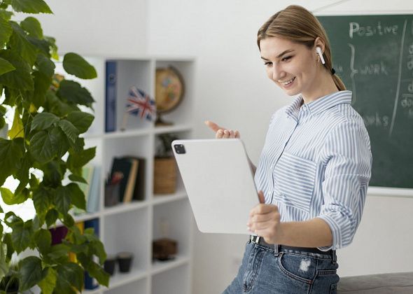 Ищете работу? В Североуральске требуются врачи, педагоги, электрики, водители, кондитеры