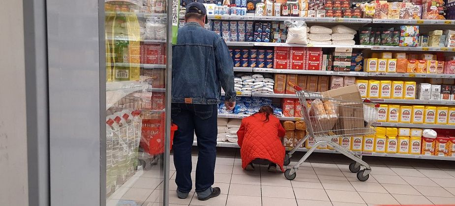 Североуралец за кражу бутылки виски будет трудиться 100 часов