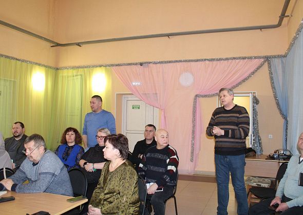 “Всем трубам давно хана, ремонтируем сами. А за воду должны платить?”