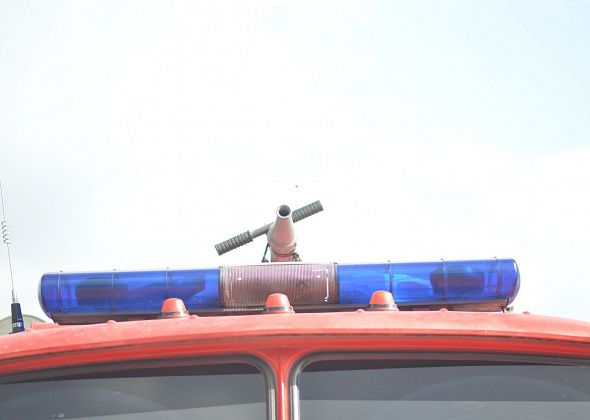 На улице Ватутина эвакуированы и спасены от пожара десять человек, в том числе трое детей 