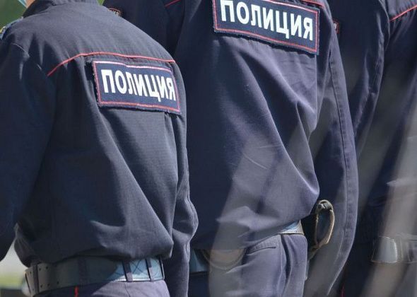 Отказ назвать имя и дату рождения обернулся для североуральца наручниками и штрафом