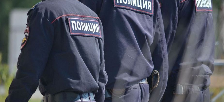 Отказ назвать имя и дату рождения обернулся для североуральца наручниками и штрафом