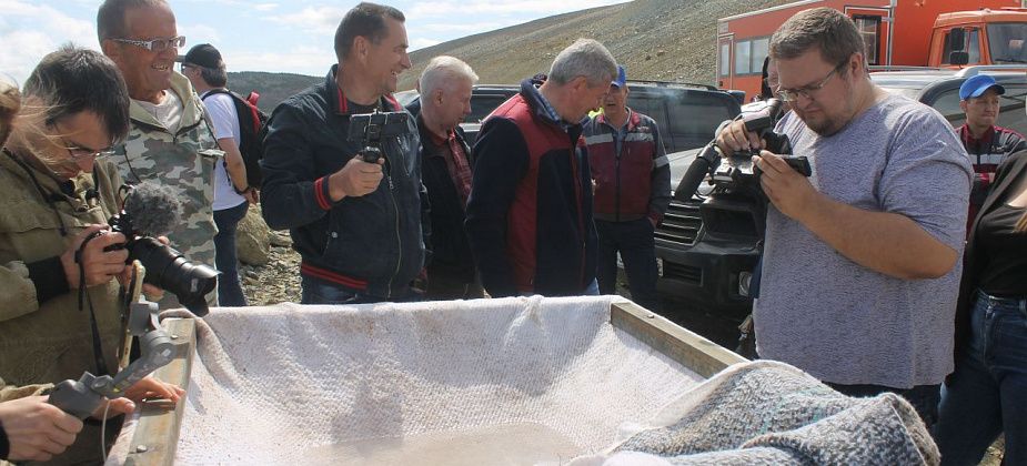 УГМК впервые пригласила общественников на экскурсию по Шемурскому и Ново-Шемурскому карьерам. Было интересно