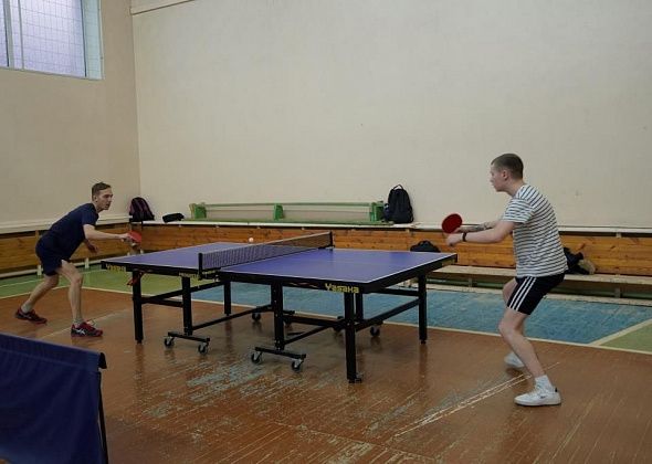 В турнире СУБРа по настольному теннису участвовали команды из двух производственных групп