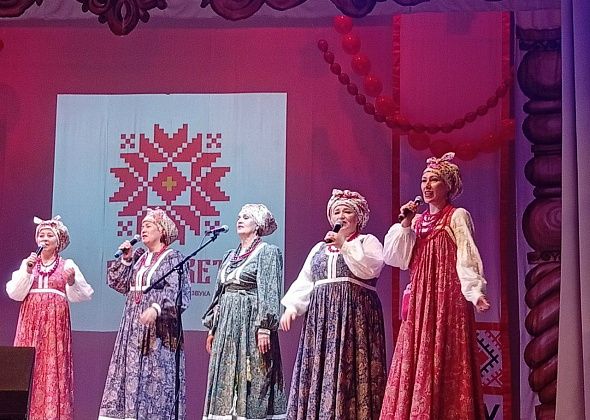 Ансамбль “Горицвет” под руководством Ионна Кравченко порадовал зрителей прекрасным концертом