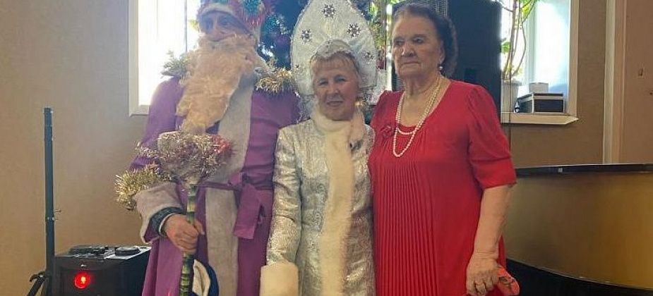 Участники клуба “На завалинке” отметили три зимних праздника весело и душевно