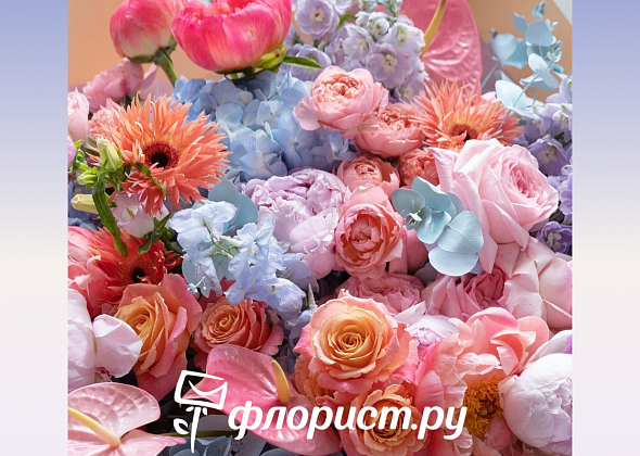 Выбираем цветы в подарок врачу. Советы от «Флорист.ру»