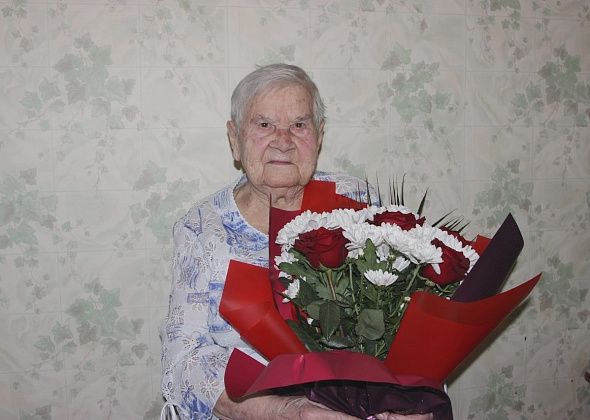 Руководство СУБРа поздравило со 100-летним юбилеем ветерана предприятия Веру Семеновну Отраднову