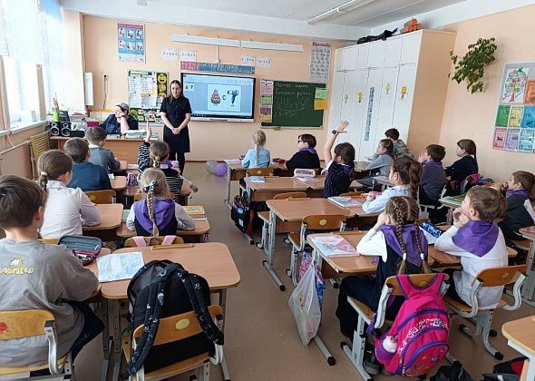 Инспектор по делам несовершеннолетних провела профилактическую беседу для североуральских школьников