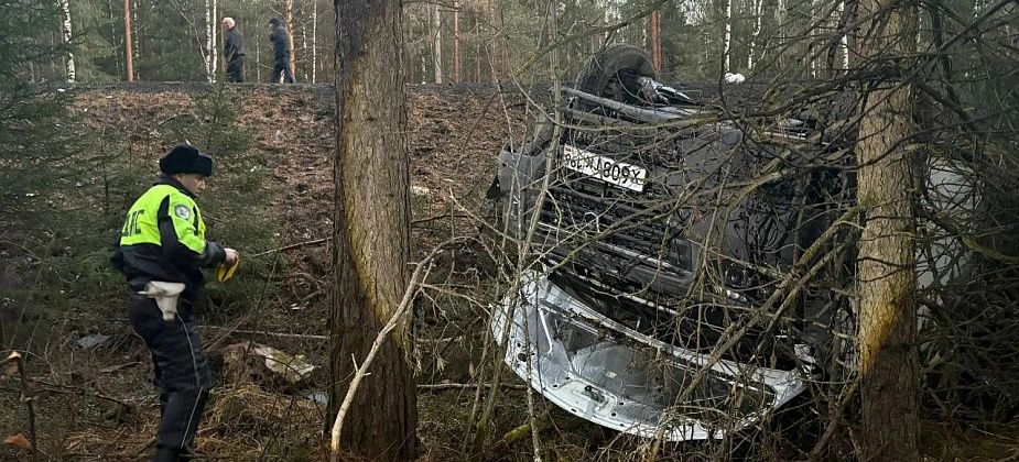 На трассе «Серов — Североуральск — Ивдель» погибли два человека. Еще один травмирован