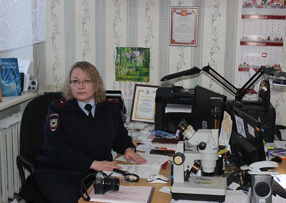 В преддверии 8 Марта эксперт-криминалист рассказала об особенностях работы