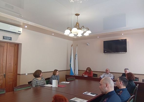 В феврале три семьи поставлены на персонифицированный учет. С ними работают специалисты