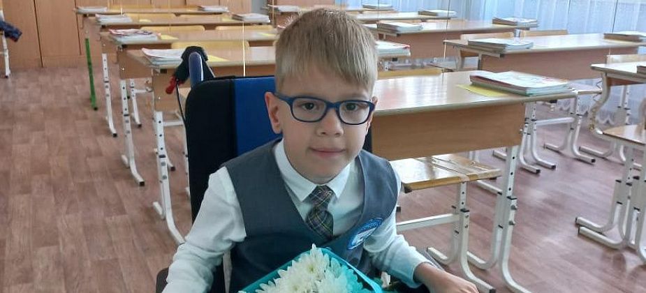 10-летнему Роме из Карпинска нужна реабилитация и помощь неравнодушных людей