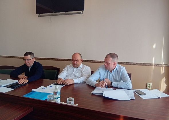 Чиновники из области встретились с общественностью Североуральска