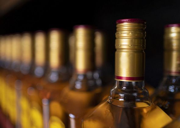 1 сентября с 8 утра до 15 часов дня ограничат продажу алкоголя в магазинах рядом со школами