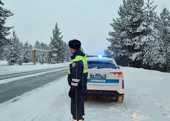 Водителей призывают быть бдительными в связи с обильным снегопадом и ухудшением видимости на дорогах