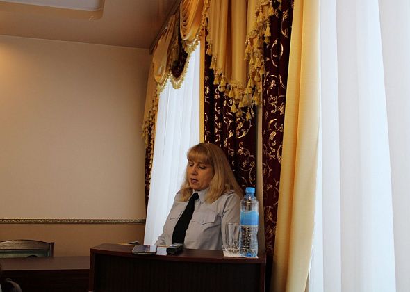 Депутатам рассказали о миграционной политике в Североуральске